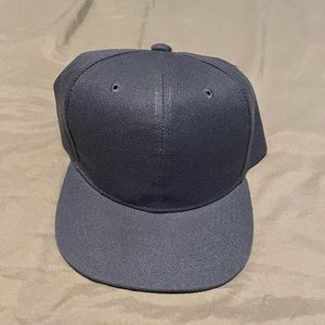 New Snap back baseball hat